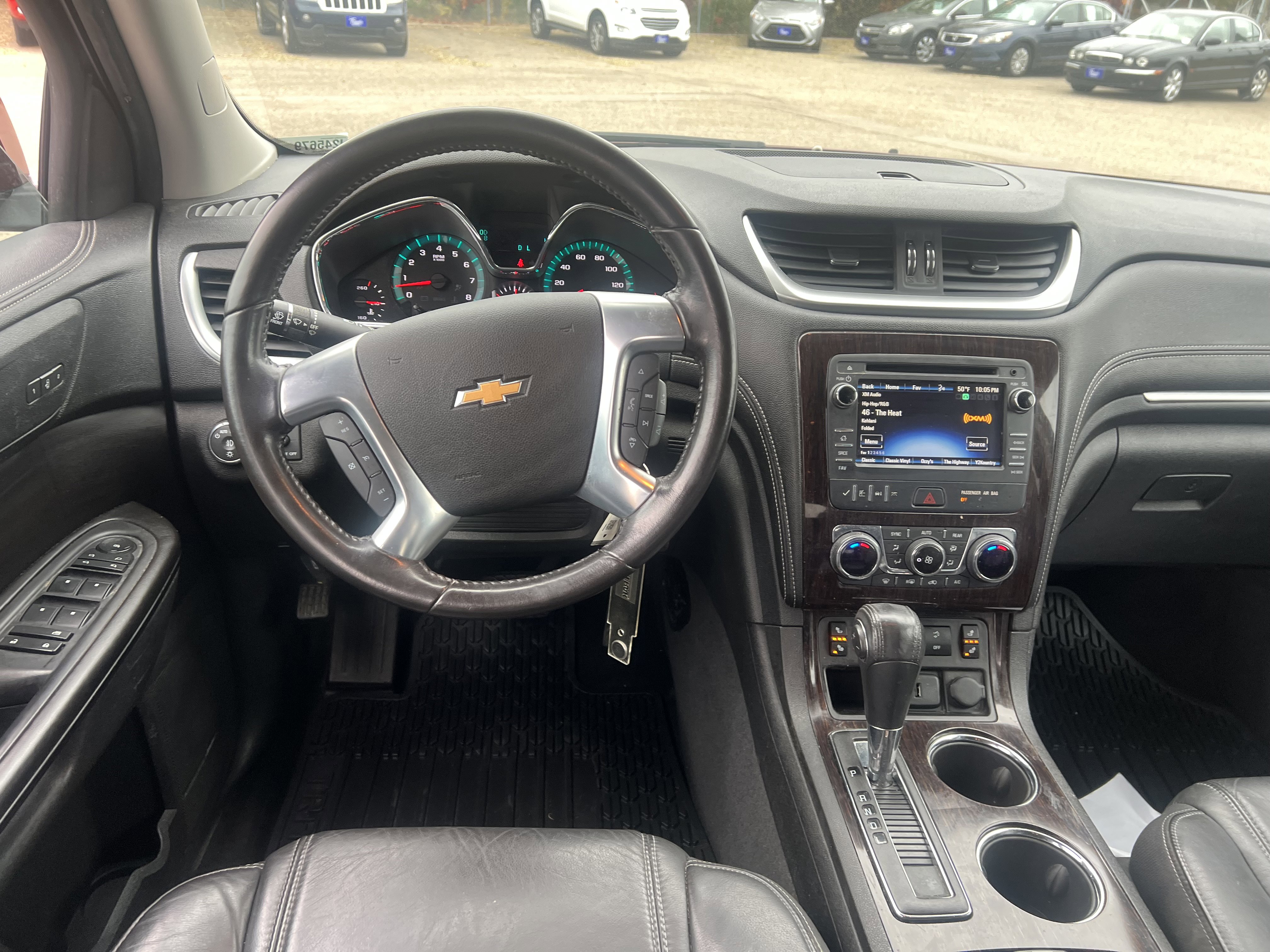 Used 2016 Chevrolet Traverse LT image 12