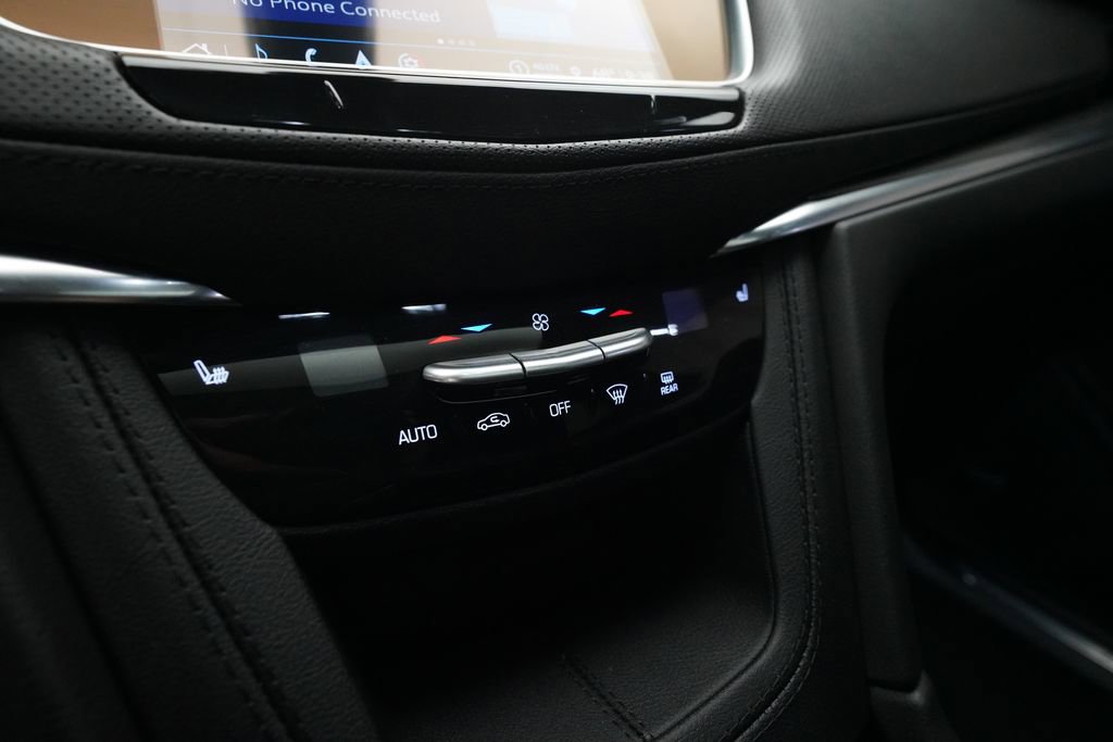 Used 2023 Cadillac XT5 Sportv w/ Technology Package image 23