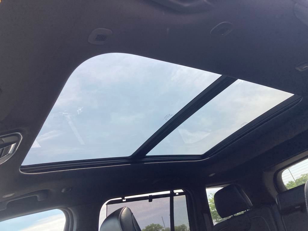 New 2024 Jeep Grand Cherokee Limited 4xe w/ Luxury Tech Group II image 27