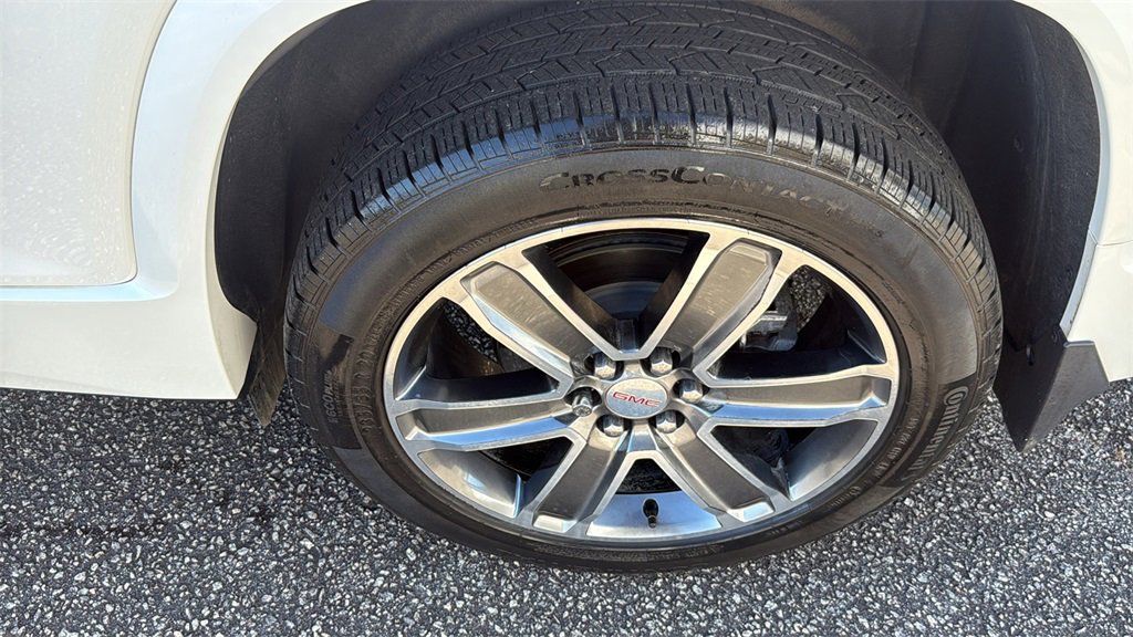 Used 2017 GMC Acadia Denali w/ Technology Package image 10