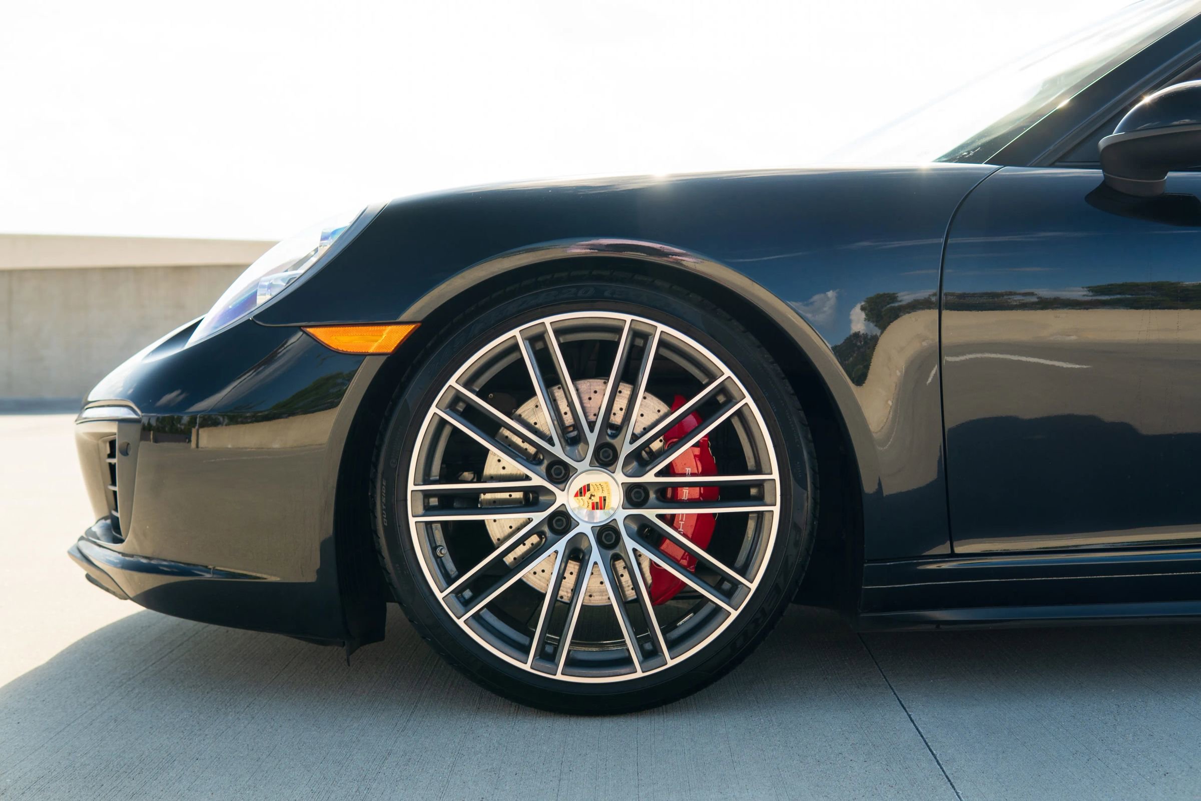 Used 2018 Porsche 911 Carrera 4S image 39