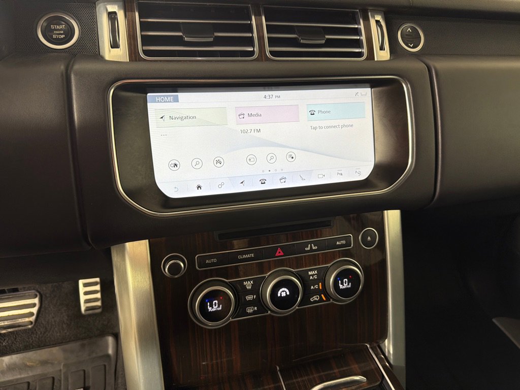 Used 2017 Land Rover Range Rover Supercharged image 16