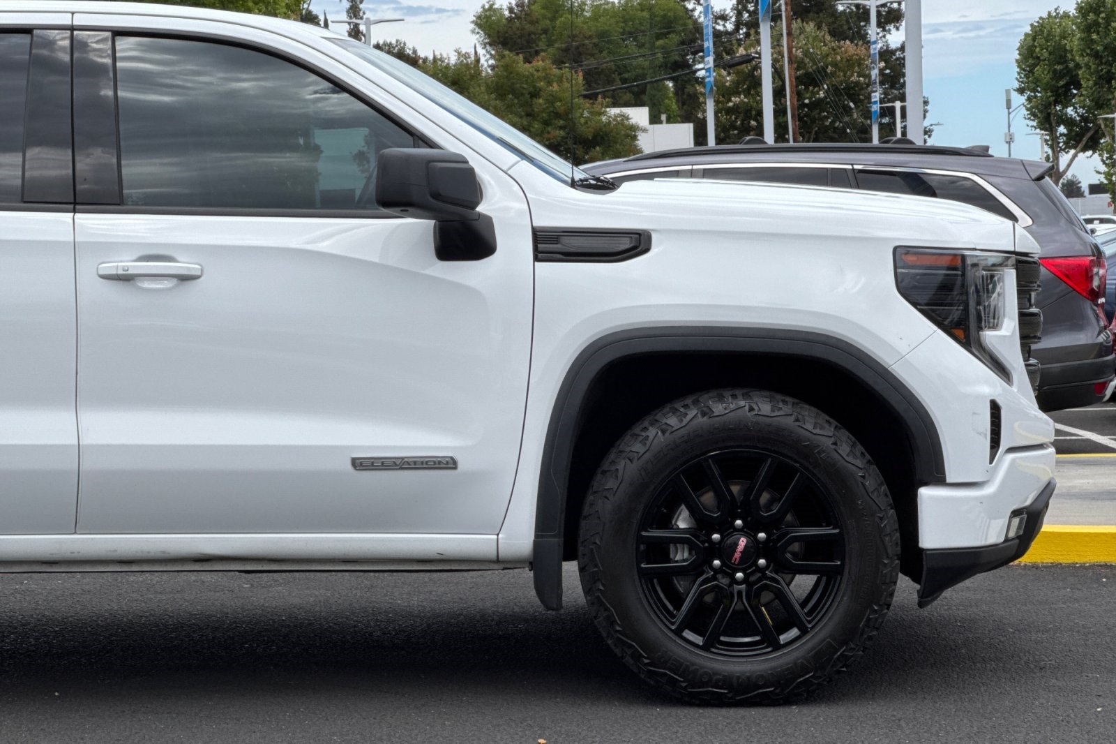 Used 2022 GMC Sierra 1500 Elevation AWD/4WD image 35