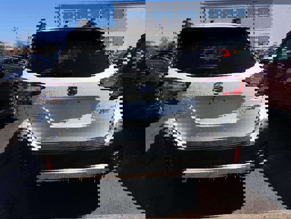 Used 2021 Subaru Outback Limited w/ Popular Package #2 image 18