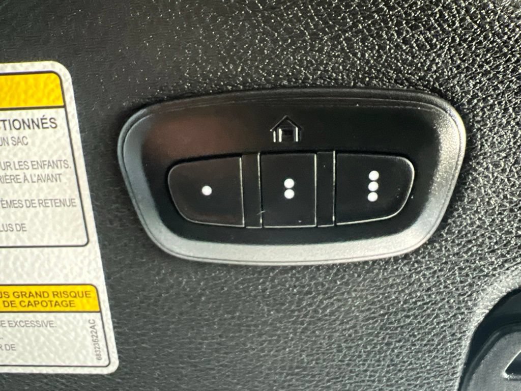 Used 2023 Jeep Wrangler Unlimited Sahara AWD/4WD image 81