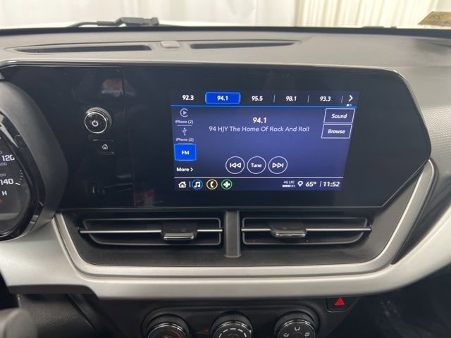 Used 2024 Chevrolet Trax LS FWD image 17
