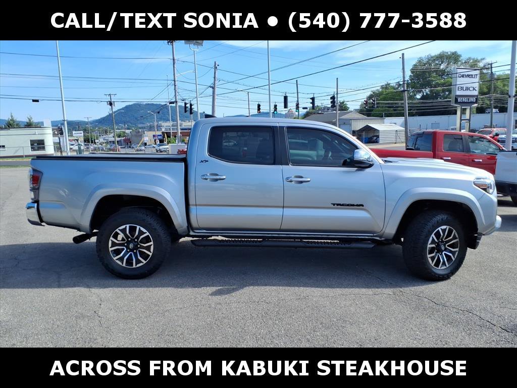 Used 2023 Toyota Tacoma TRD Sport w/ Technology Package AWD/4WD image 2