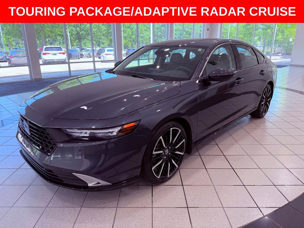 Used 2024 Honda Accord Touring image 3