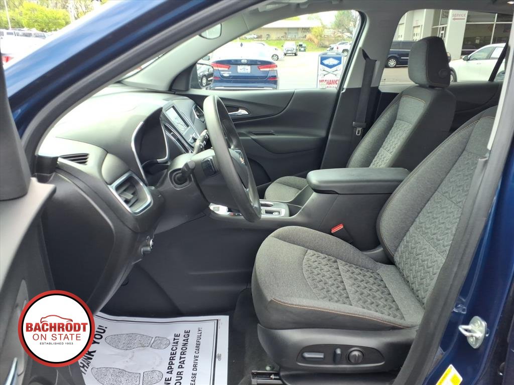 Used 2023 Chevrolet Equinox LT AWD/4WD image 25