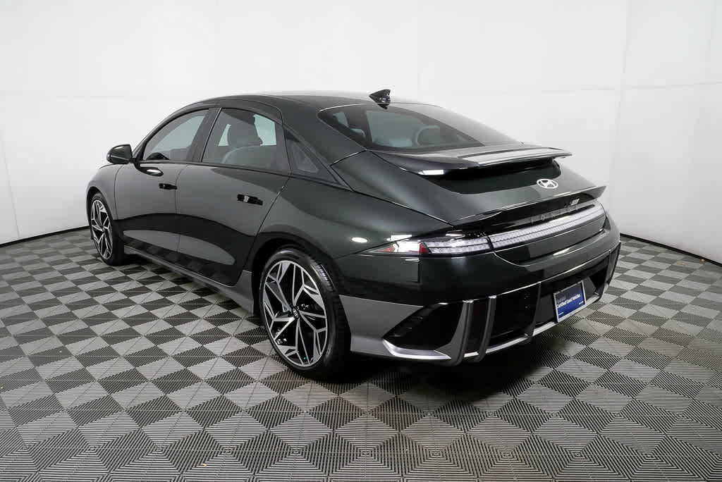 Certified 2024 Hyundai Ioniq 6 SEL image 4