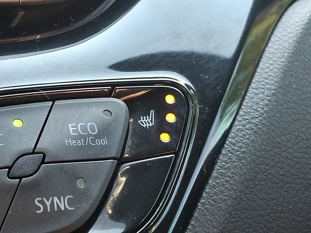 Used 2018 Toyota C-HR XLE FWD image 27