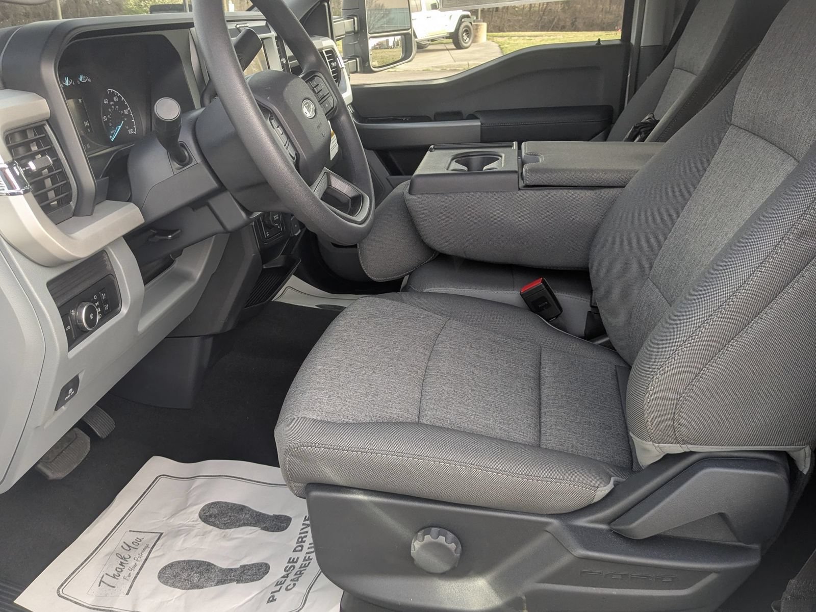New 2026 Ford F250 XL w/ STX Appearance Package AWD/4WD image 13