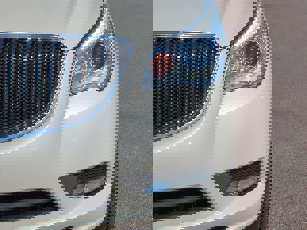 Used 2014 Buick Enclave Premium w/ Trailering Provision Package image 10