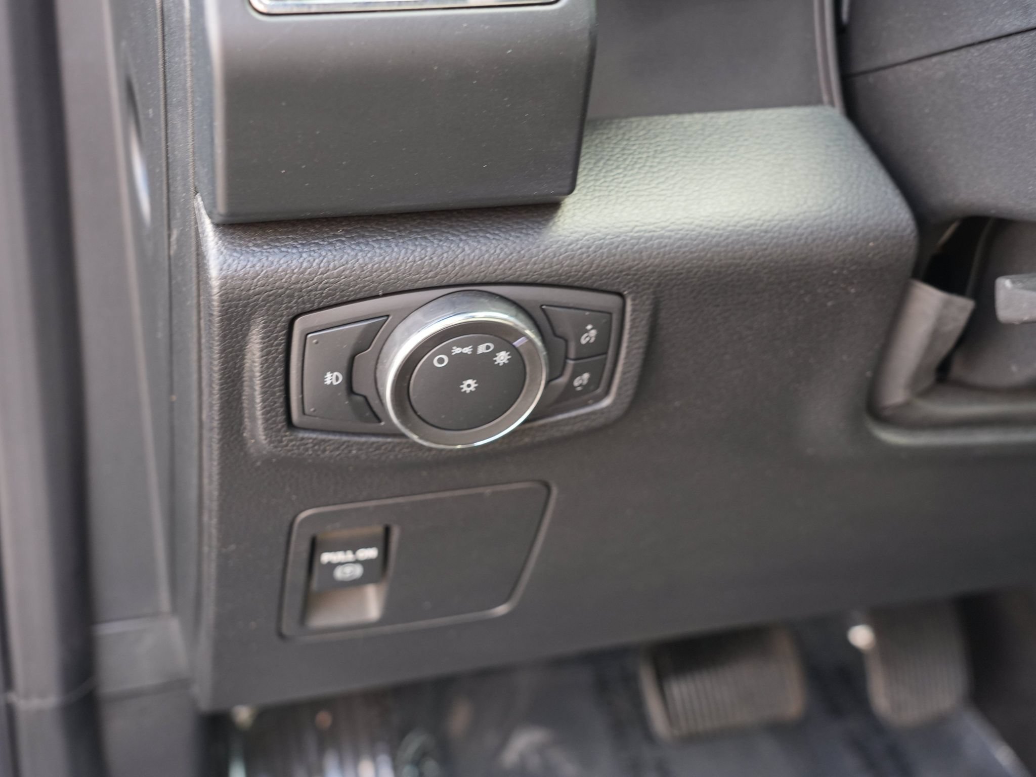 Used 2021 Ford Expedition XL AWD/4WD image 16