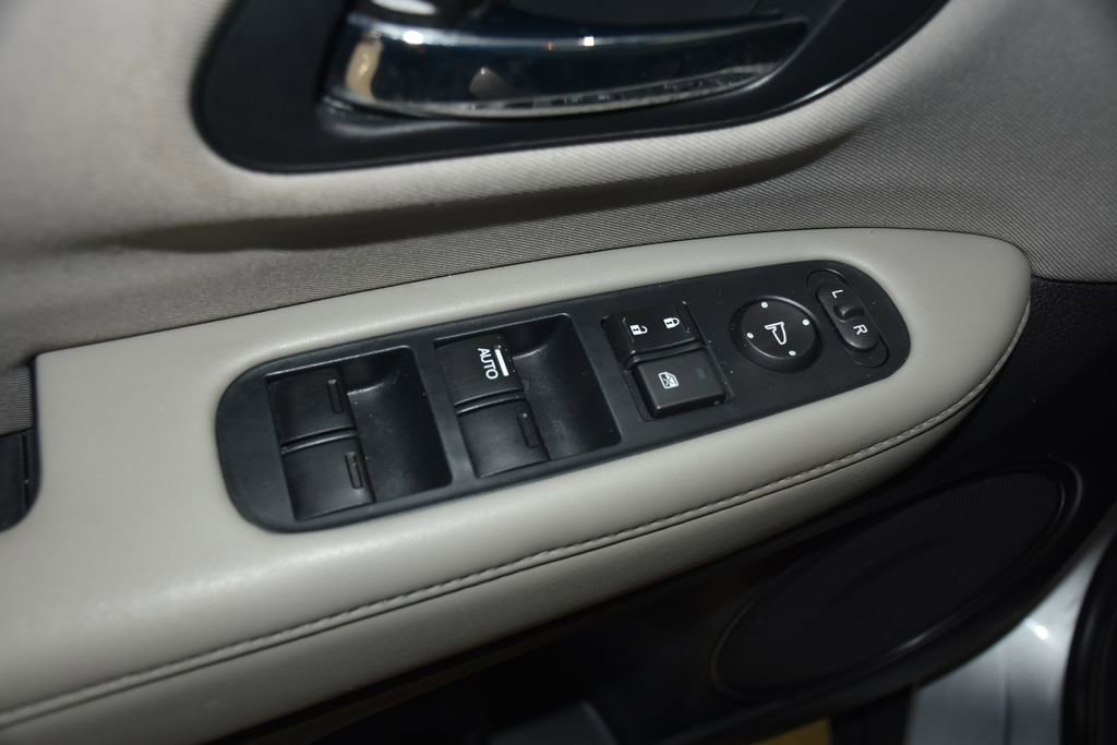 Used 2018 Honda HR-V LX image 21