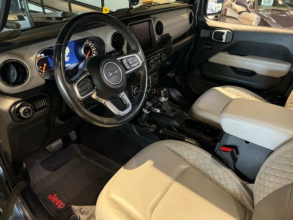Used 2021 Jeep Gladiator Overland AWD/4WD image 9