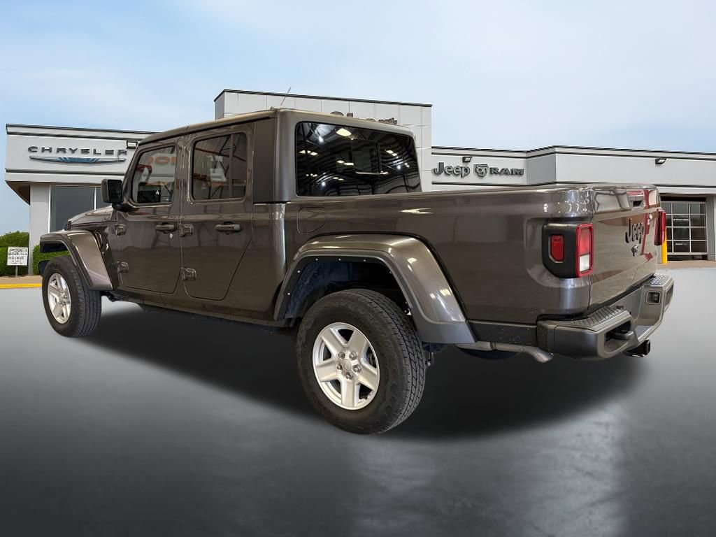 Used 2022 Jeep Gladiator Sport image 3