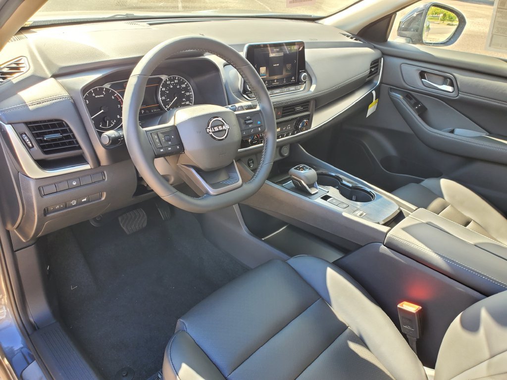 New 2026 Nissan Rogue Dark Armor FWD image 20