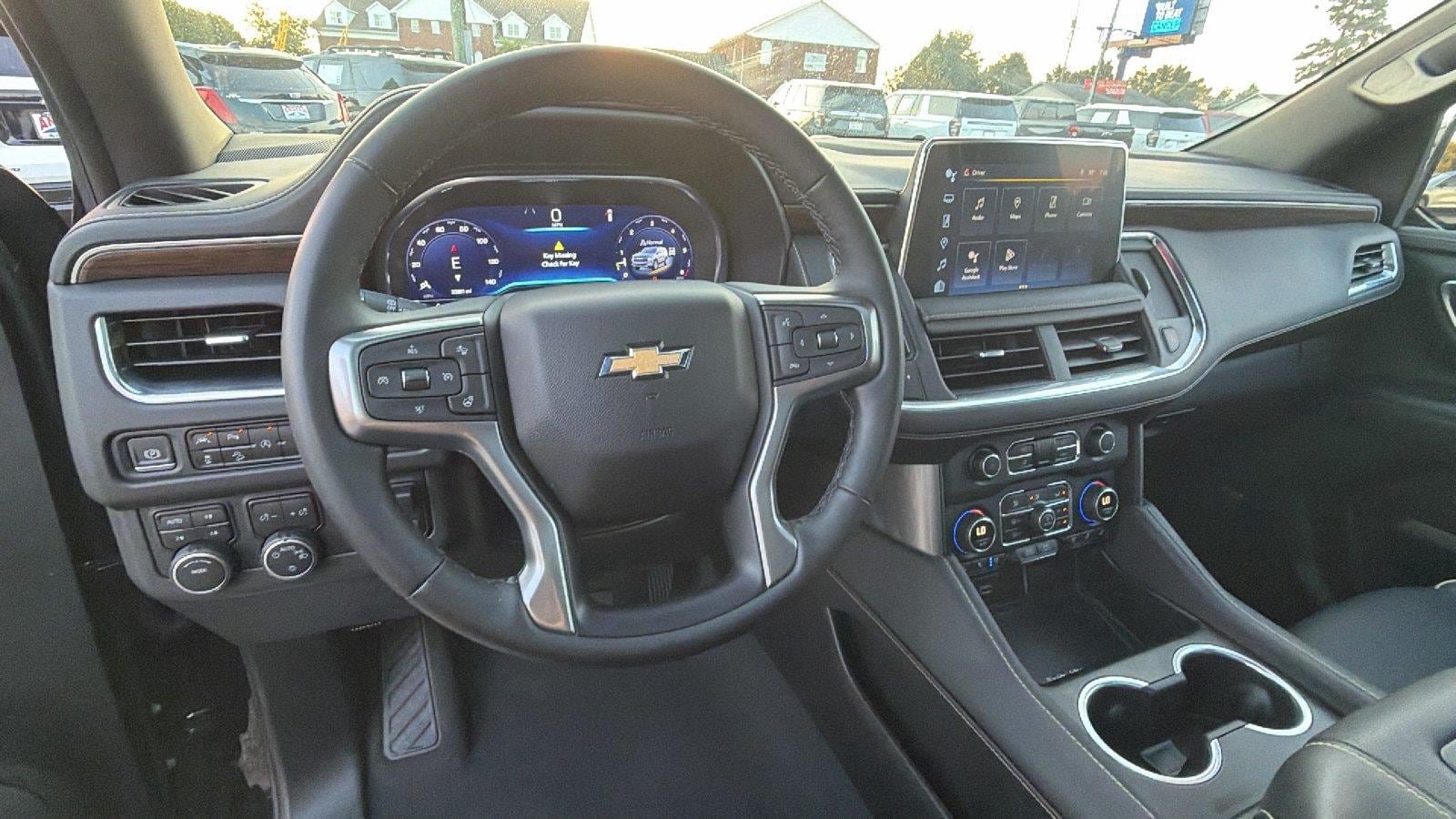 Used 2023 Chevrolet Tahoe Premier w/ Max Trailering Package AWD/4WD image 4