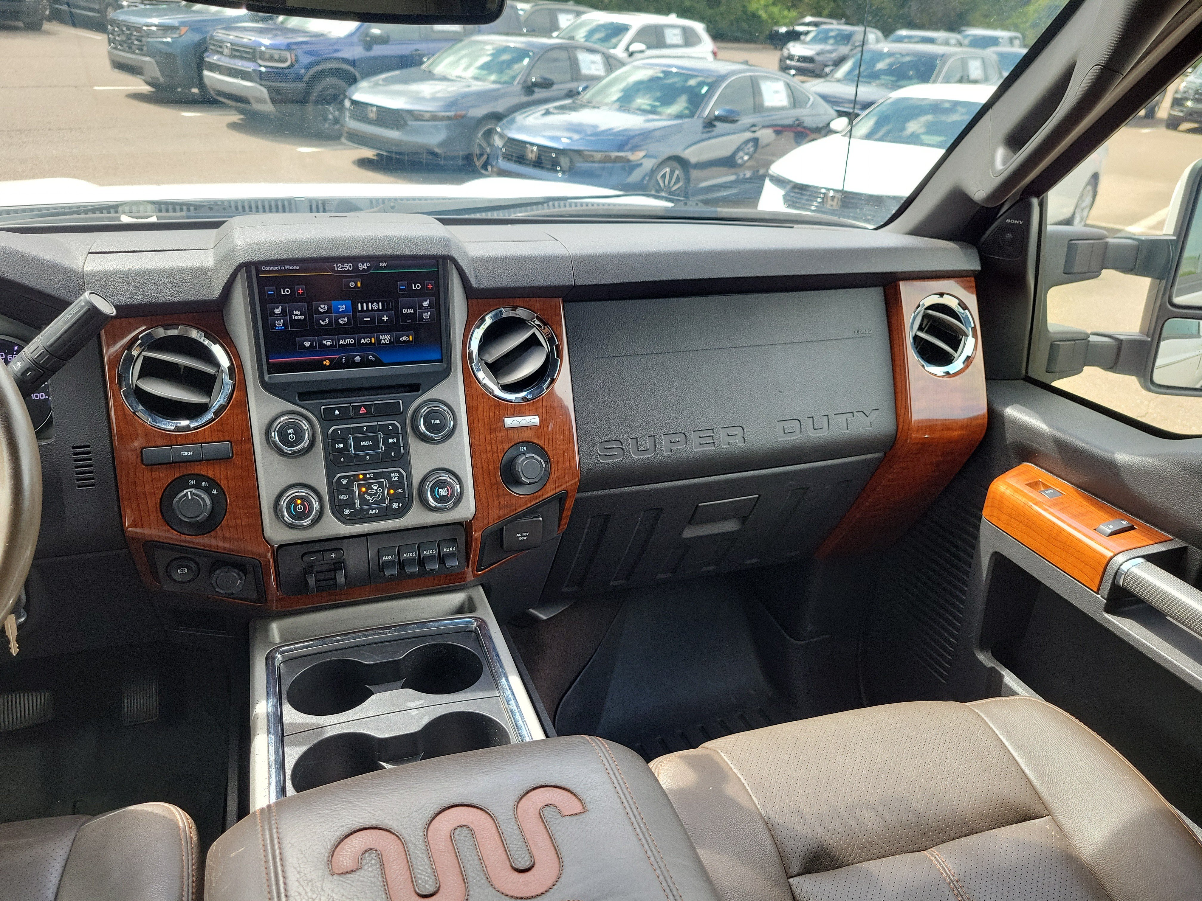 Used 2015 Ford F350 King Ranch w/ FX4 Off-Road Package AWD/4WD image 17
