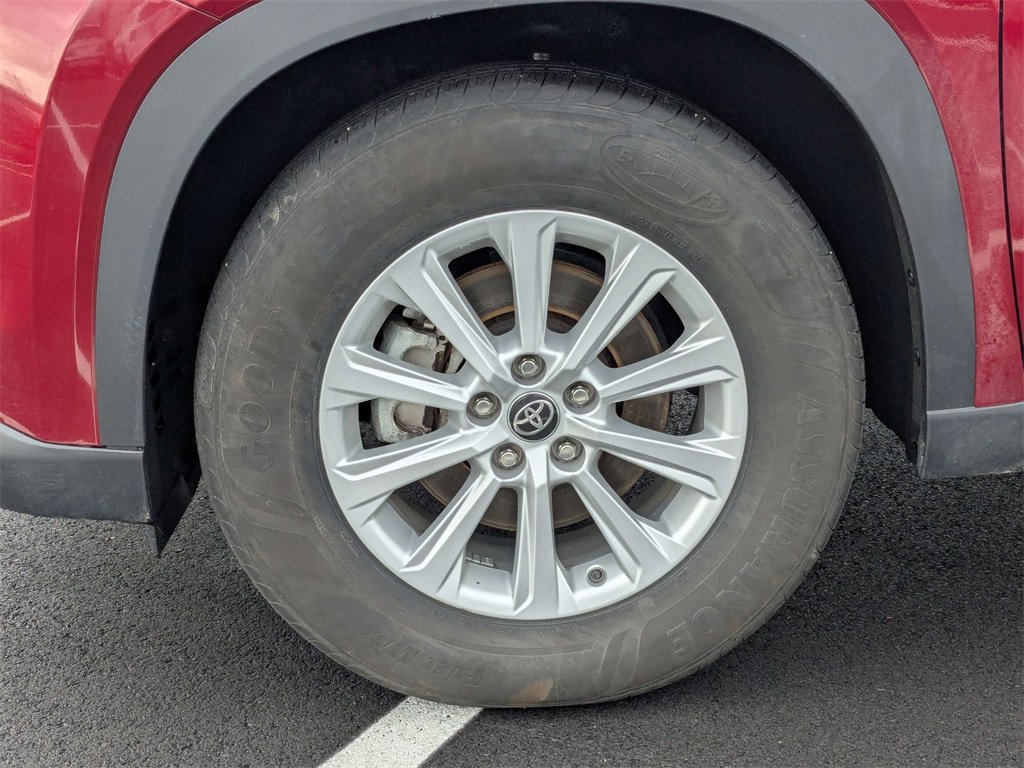 Used 2025 Toyota Grand Highlander AWD image 11