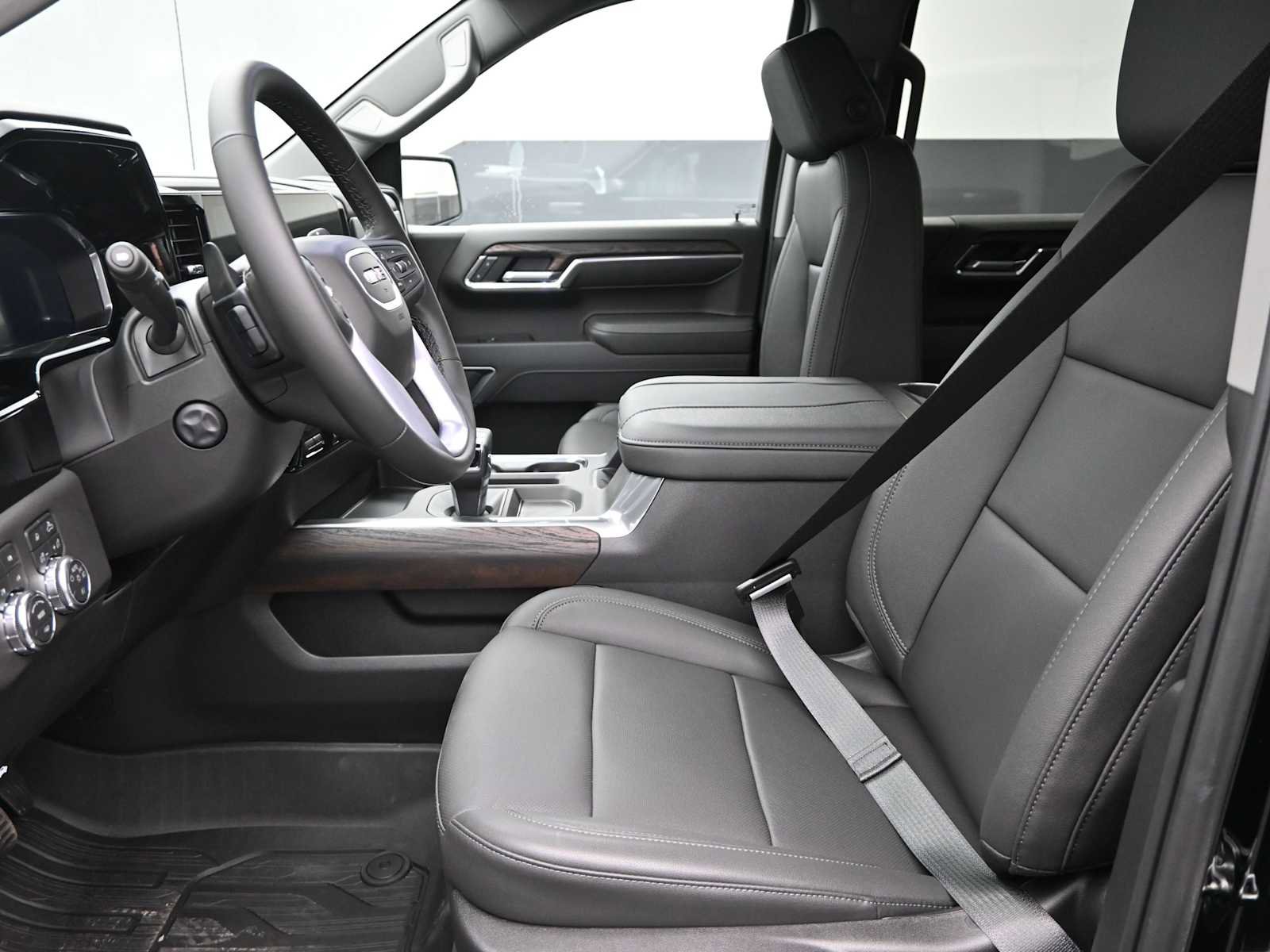 New 2026 GMC Sierra 1500 SLT w/ SLT Premium Package image 11