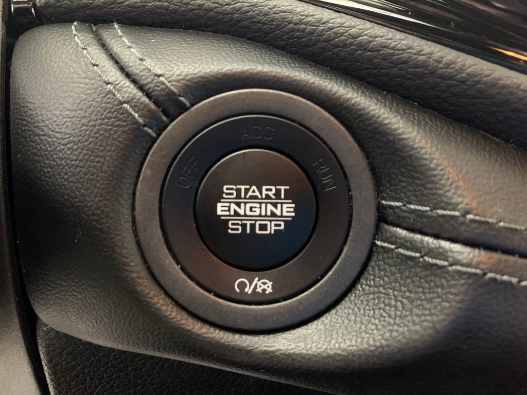 Used 2022 Dodge Durango GT image 28