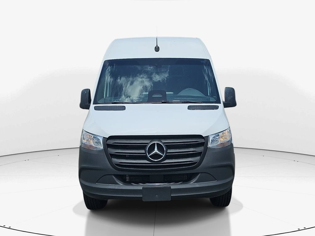 Used 2025 Mercedes-Benz Sprinter 2500 image 12