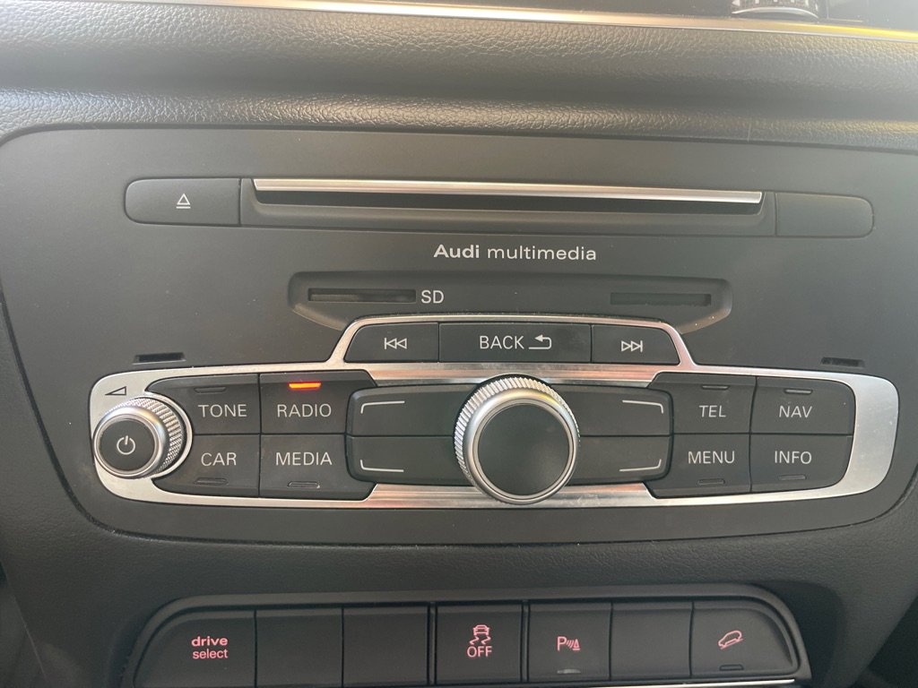 Used 2018 Audi Q3 2.0T Premium w/ Convenience Package image 26