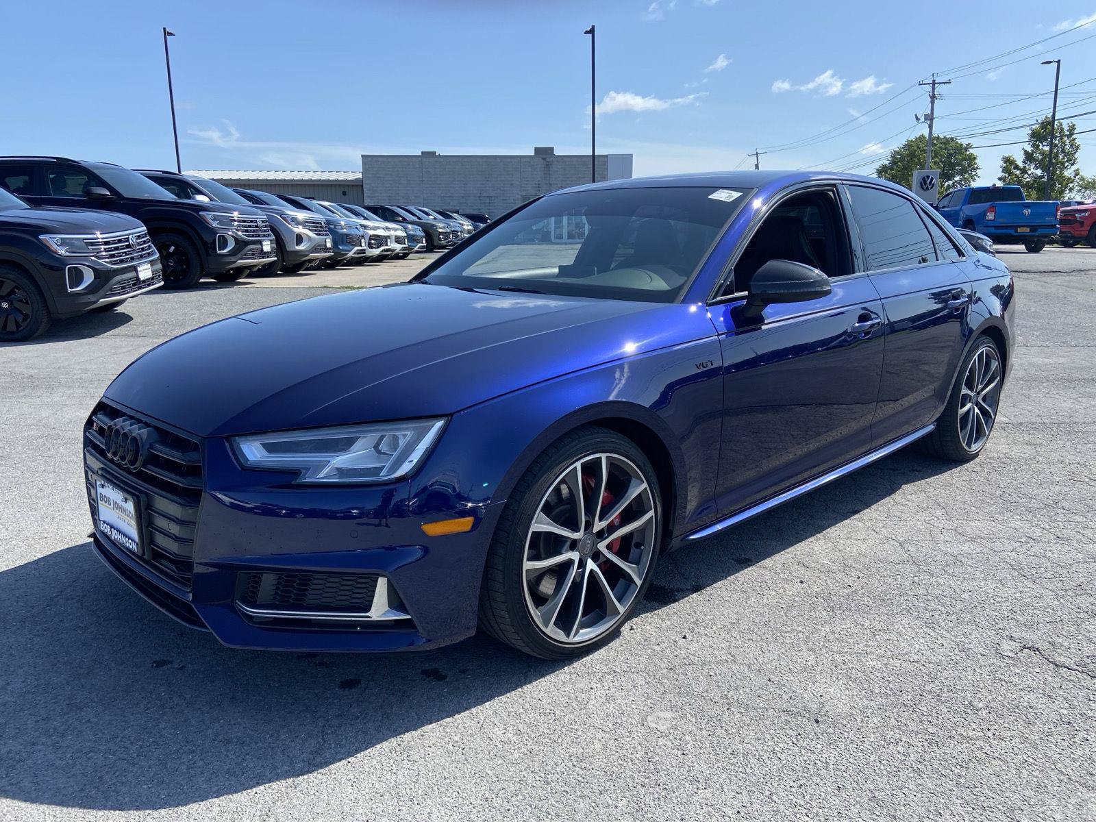 Used 2018 Audi S4 Premium Plus w/ Navigation Package AWD/4WD image 3