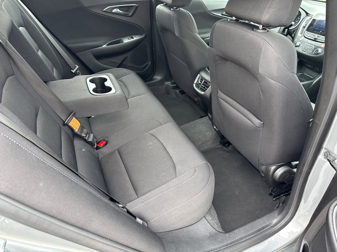 Used 2025 Chevrolet Malibu LT image 13