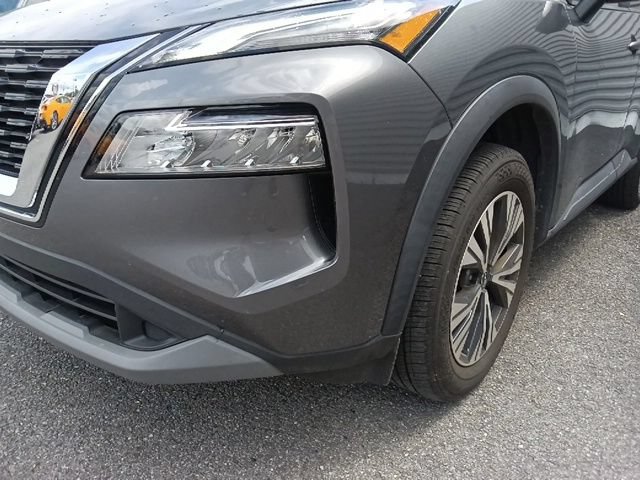 Used 2023 Nissan Rogue SV AWD/4WD image 9