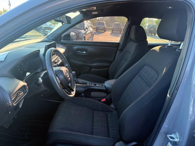 Used 2024 Honda HR-V Sport image 6