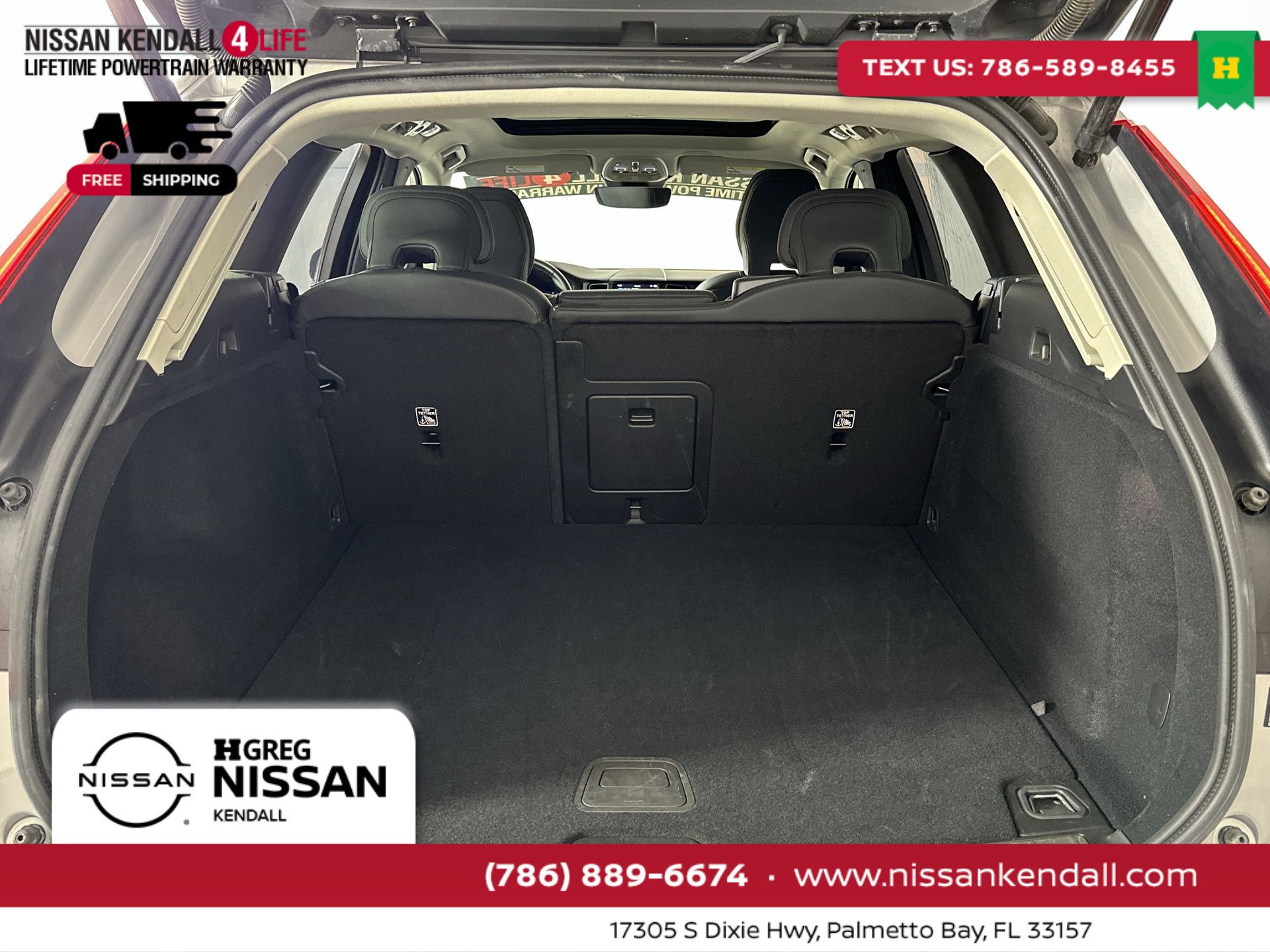 Used 2025 Volvo XC60 B5 Plus image 29