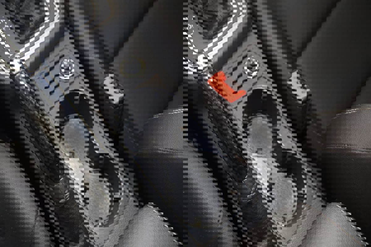 Used 2017 Volkswagen Golf Wolfsburg Edition image 25