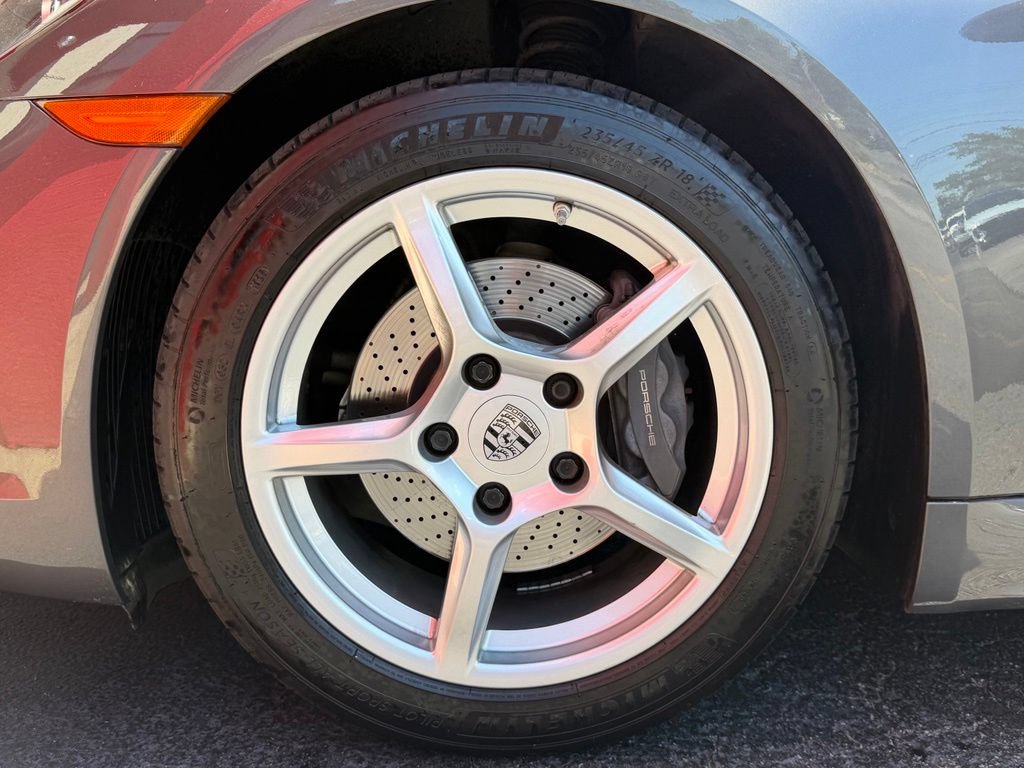 Used 2018 Porsche 718 Cayman RWD image 7