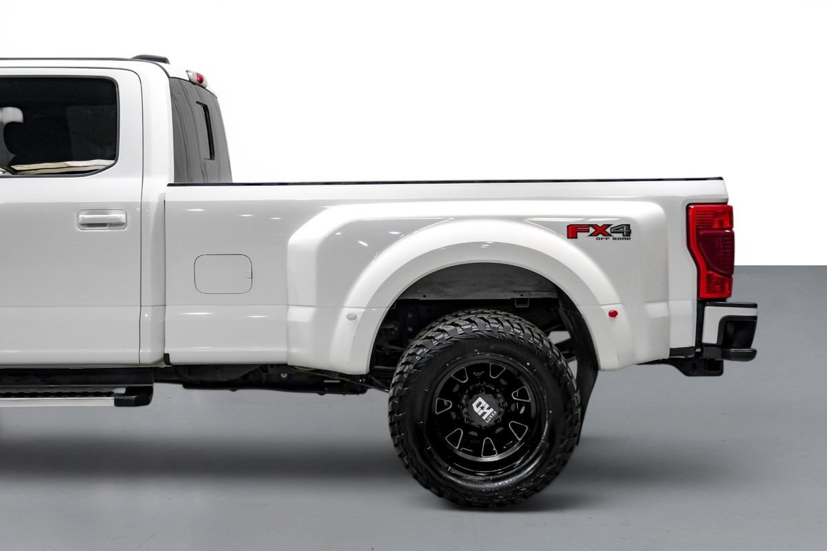 Used 2022 Ford F350 Lariat w/ Lariat Value Package AWD/4WD image 12
