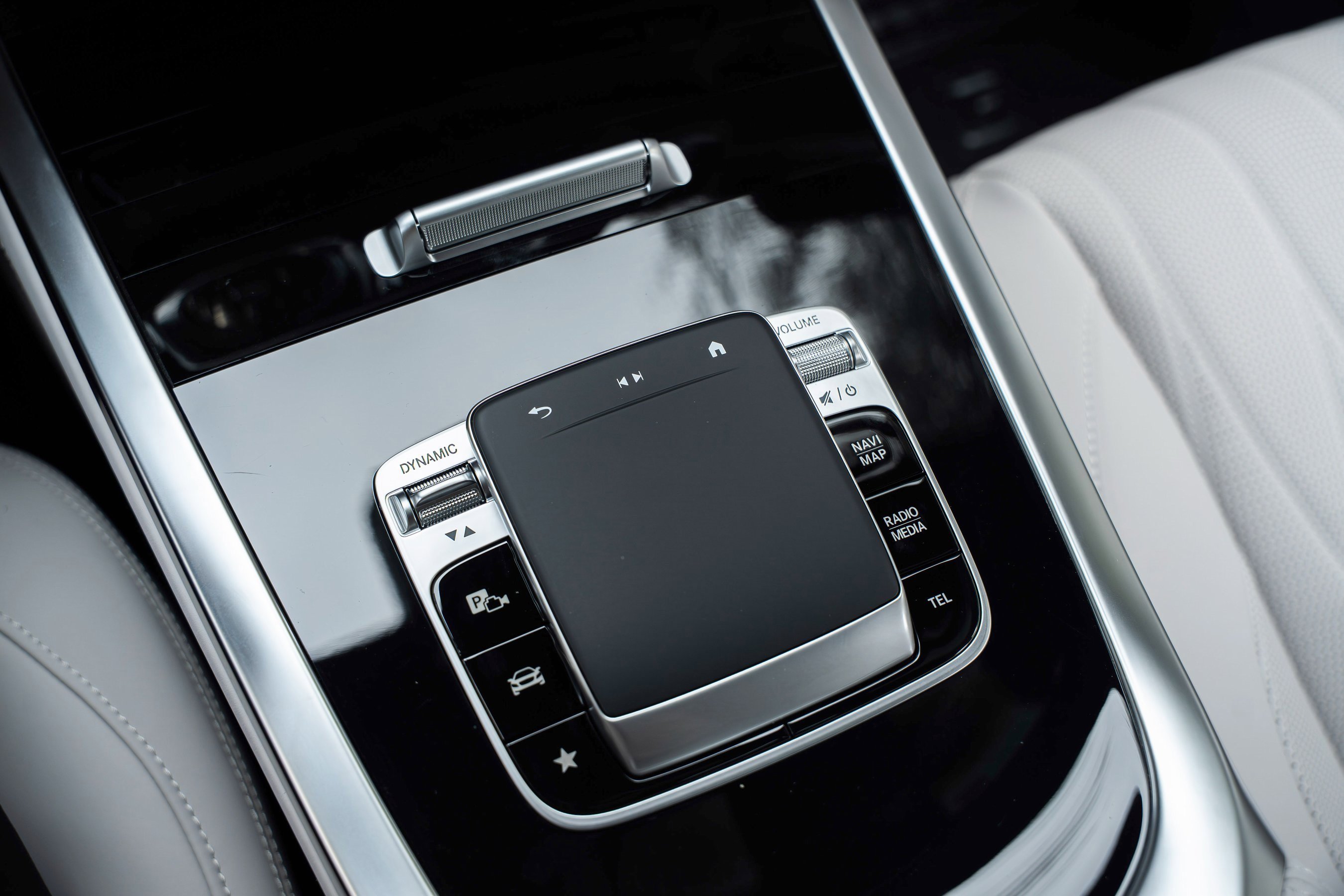 Used 2026 Mercedes-Benz G 63 AMG 4MATIC image 33