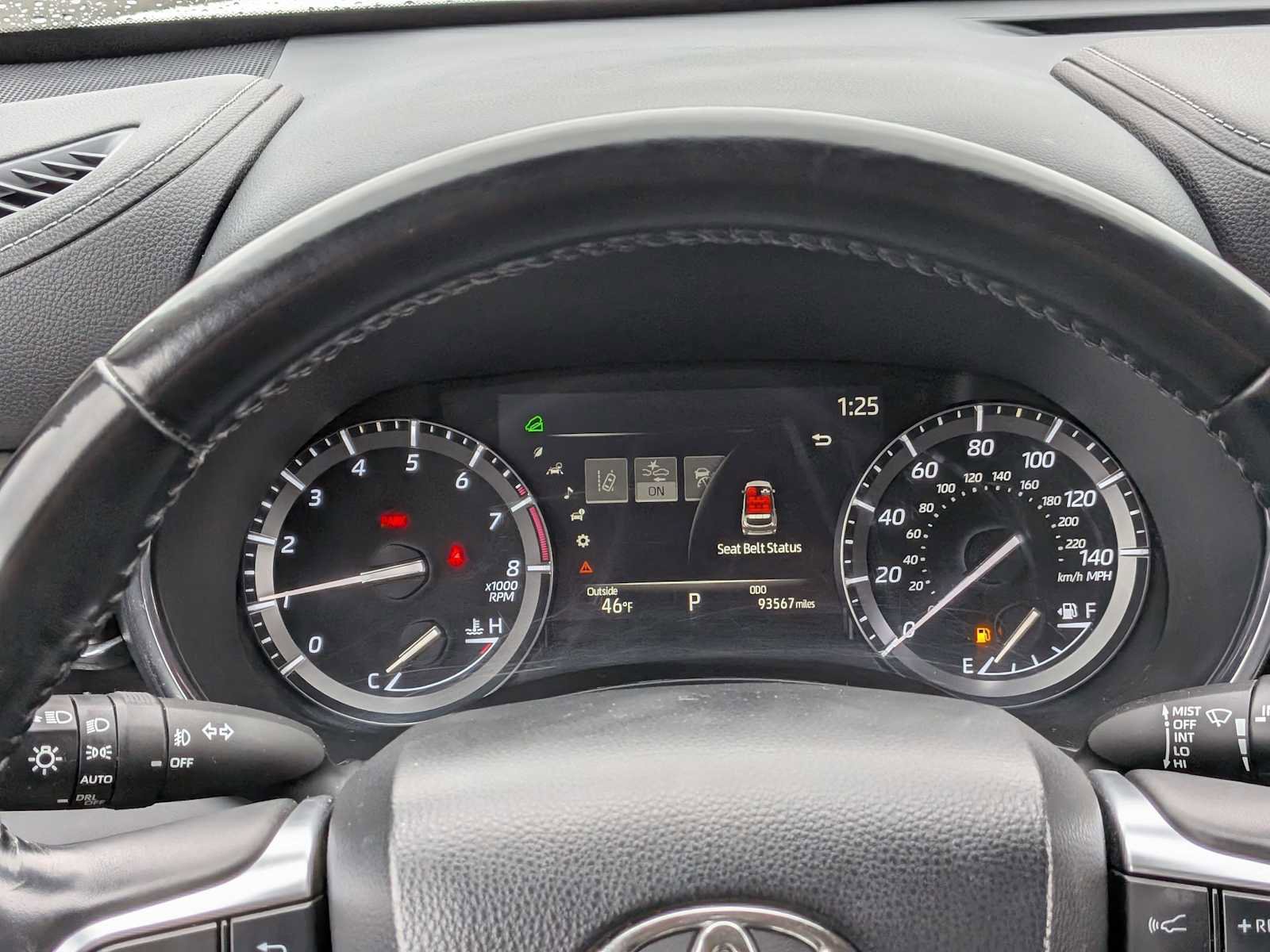 Used 2021 Toyota Highlander Limited image 34