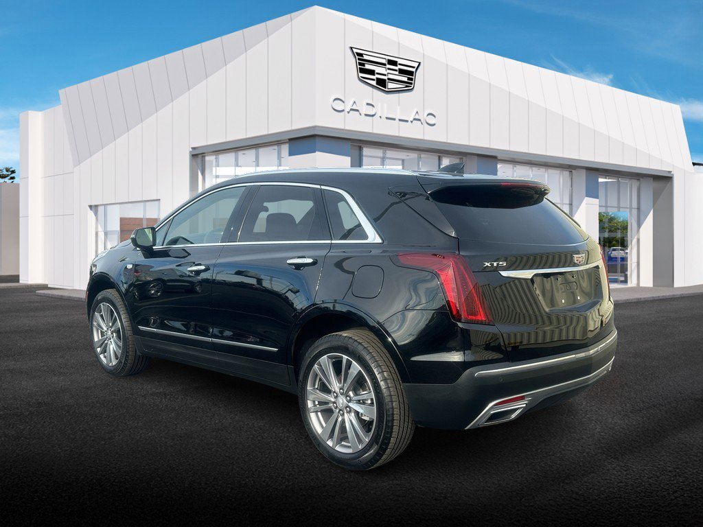 Certified 2025 Cadillac XT5 Premium Luxury image 8