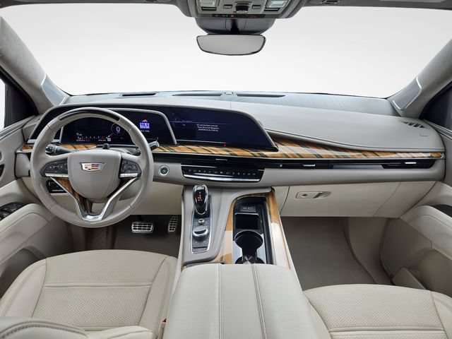 Certified 2023 Cadillac Escalade Premium Luxury Platinum w/ LPO, Radiant Package AWD/4WD image 9