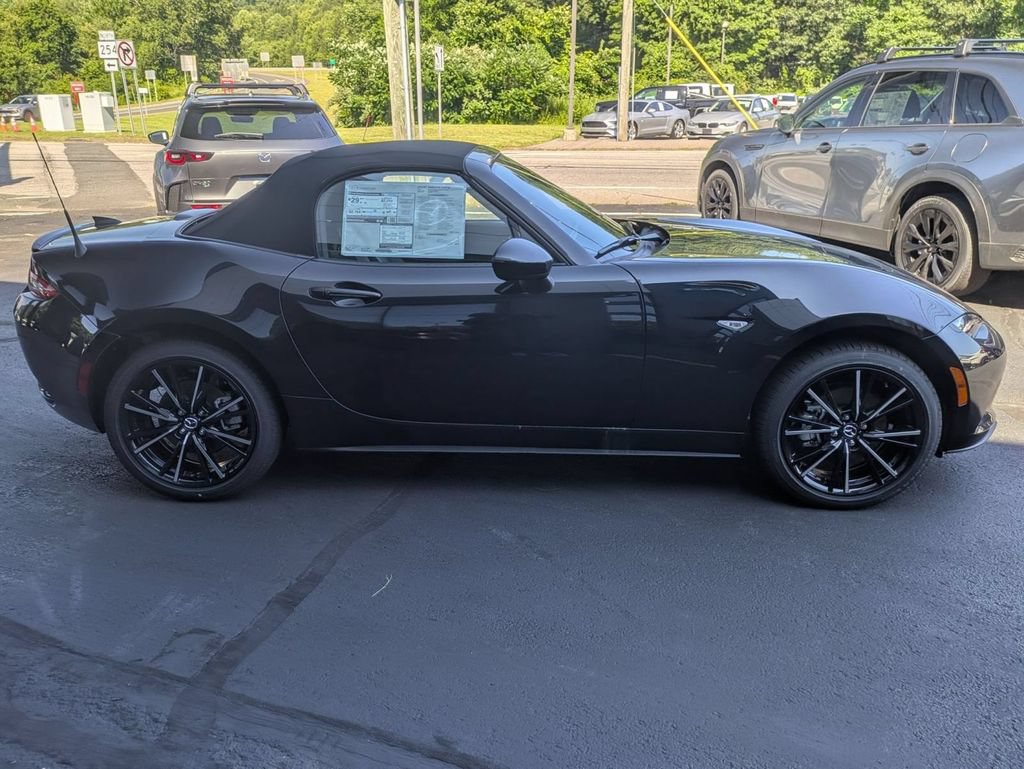 New 2026 MAZDA MX-5 Miata Grand Touring w/ Weather Package RWD image 2