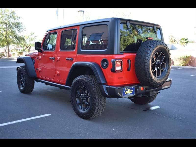 Used 2024 Jeep Wrangler Willys image 6