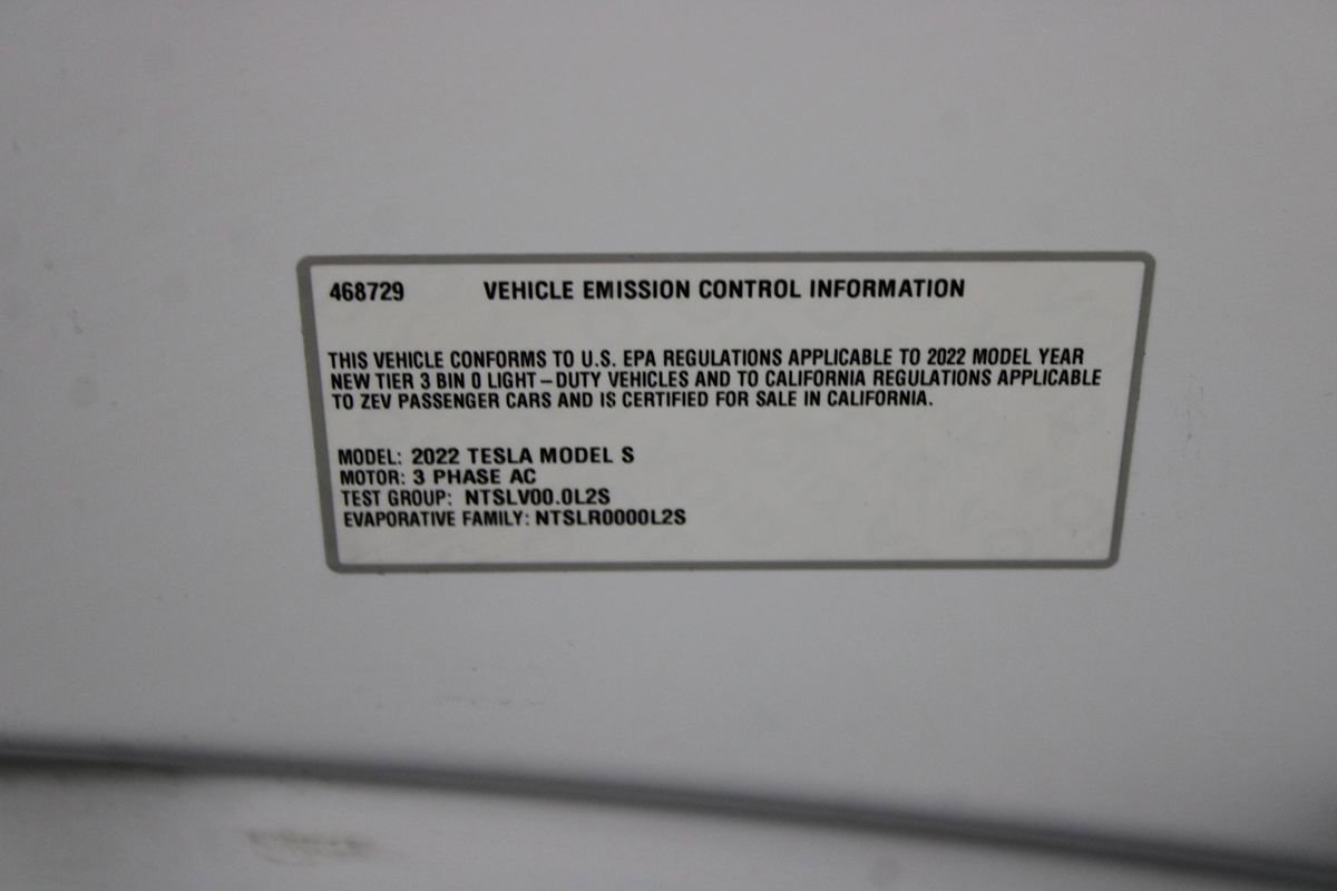 Used 2022 Tesla Model S AWD/4WD image 38