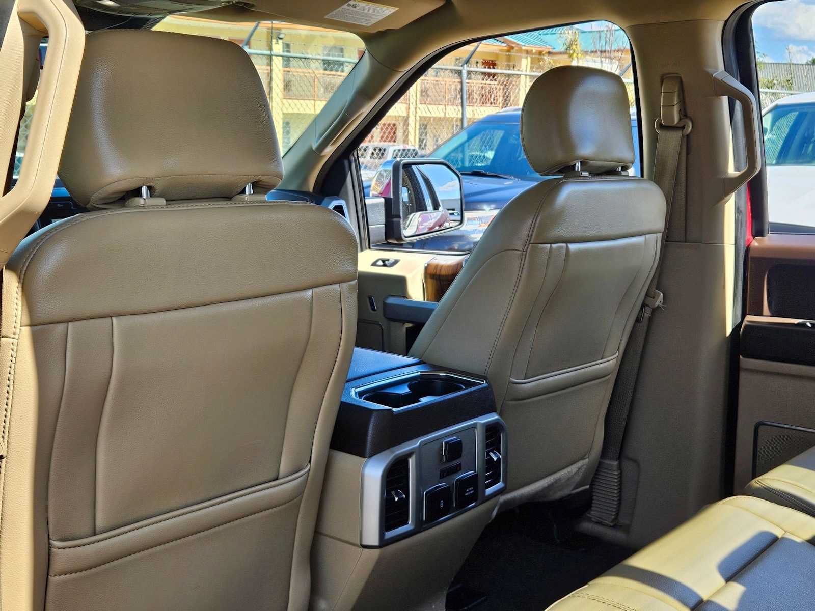 Used 2020 Ford F150 Lariat w/ Equipment Group 502A Luxury AWD/4WD image 17