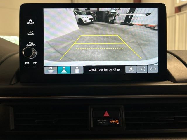 Certified 2025 Honda Pilot Touring image 33