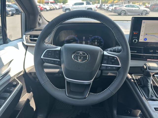 Certified 2026 Toyota Sienna XSE AWD/4WD image 21
