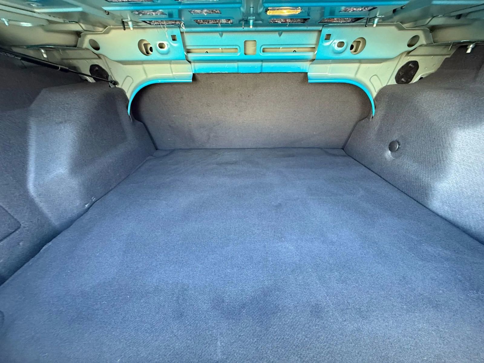 Used 2013 Ford Focus SE w/ SE Winter Pkg image 9