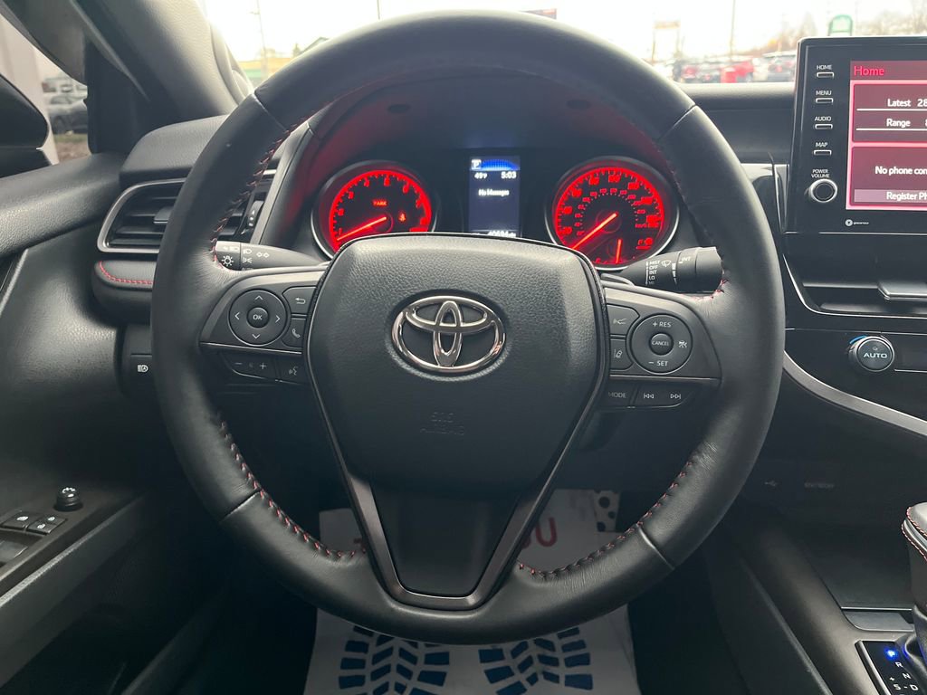 Used 2023 Toyota Camry XSE image 15