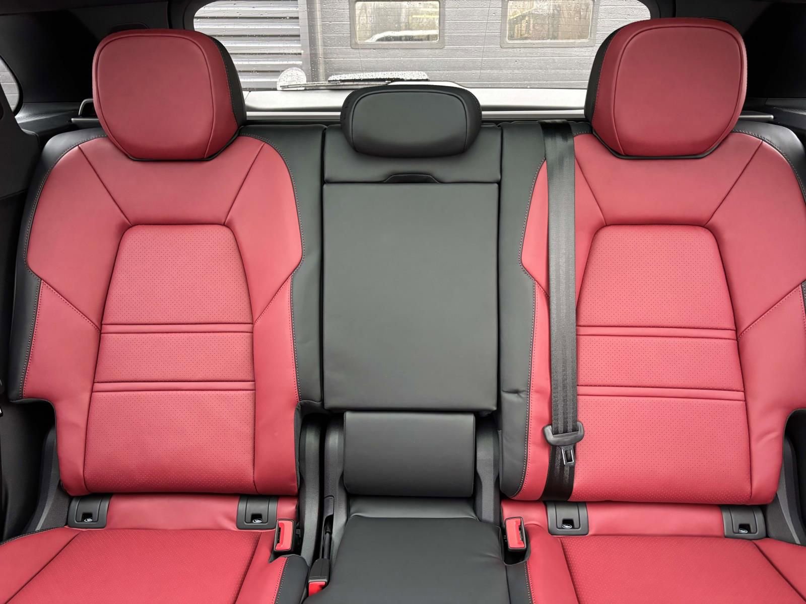 New 2026 Porsche Cayenne image 39